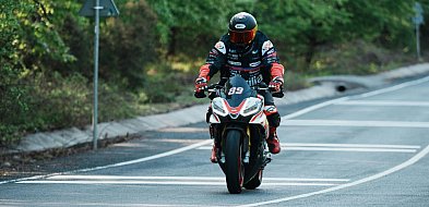 Motocyklista stracił prawo jazdy-43765
