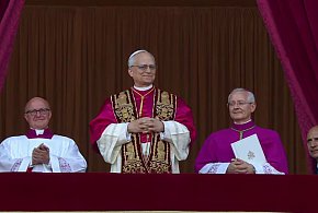 Nowy papież ukazał się światu. Takie przyjął imię!-43875