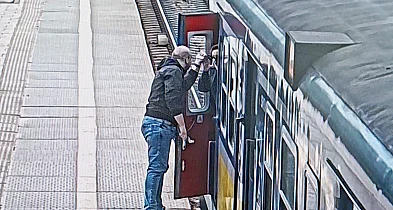 Kolejna napaść na pracownika kolei. SKM wystosowało apel-43950