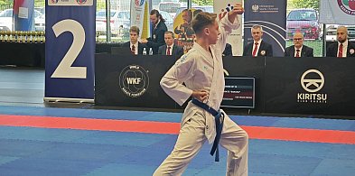 Trzy kluby i dwa turnieje karate. Wszyscy z medalami-44301