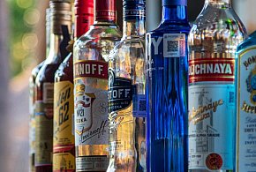 Piwo i wódka znikną ze stacji paliw? Ten pomysł znów jest na stole-44546