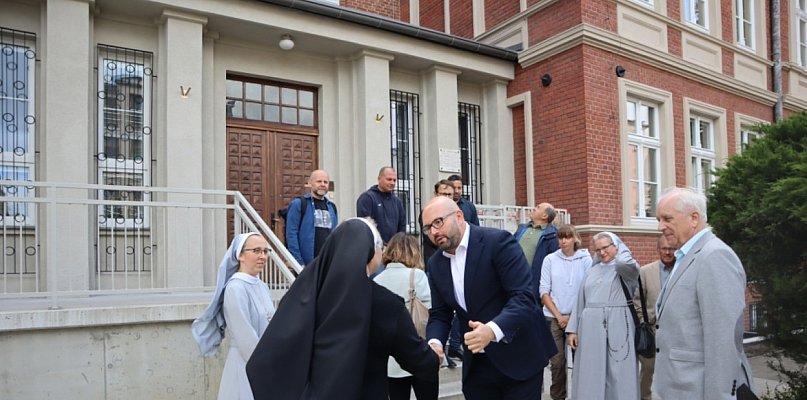 Klasztor Sióstr Zmartwychwstanek przeszedł renowację - 44629