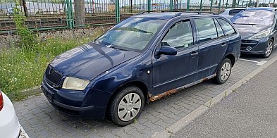 Kolejne wraki usunięte z ulic miasta-44710