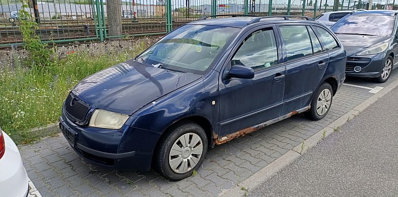 Kolejne wraki usunięte z ulic miasta - 44710
