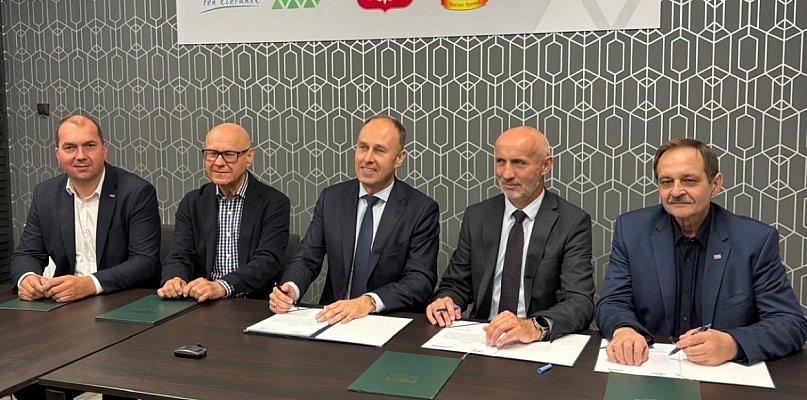 Podpisano ważne partnerstwo w Gminie Szemud - 44977