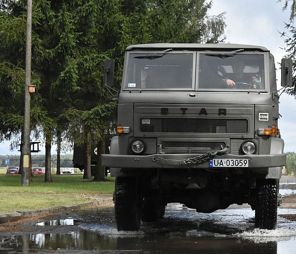 Kolumny wojskowe wyjadą na ulice. Wojsko zapowiada wielkie manewry-45323