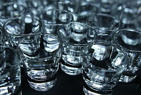 Alkohol łatwiejszy do zdobycia niż leki? Polacy mówią wprost: dość!-46000