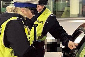 Przewrócony motocyklista i obywatelskie ujęcie pijanego kierowcy-46523