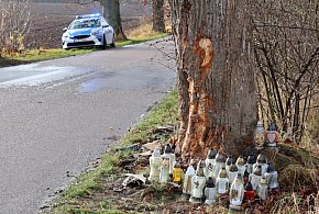 Komisja na miejscu śmiertelnego wypadku w Kurowie-46643