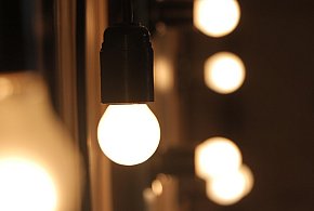 Rachunki za prąd pójdą w dół. Rząd usuwa opłatę doliczaną od lat-46901