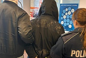 Akcja policji: czterech poszukiwanych w rękach funkcjonariuszy-47022
