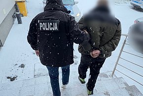 Napaść na ratowników medycznych w Wejherowie. 19-latek usłyszał zarzuty-47305