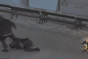 Awantura po wyjściu z lokalu. Jeden z mężczyzn sięgnął po „tulipana”-47392