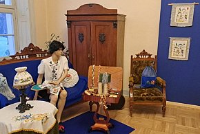 Haft, który łączy pokolenia. 50-lecie Klubu Siedmiu Kolorów