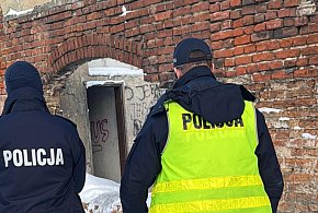 Silny mróz zagrożeniem dla ludzi i zwierząt. Ważny apel do mieszkańców