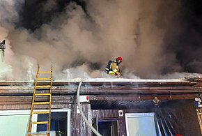 Szczegóły pożaru w Nadolu. Kilkanaście zastępów OSP i PSP w akcji