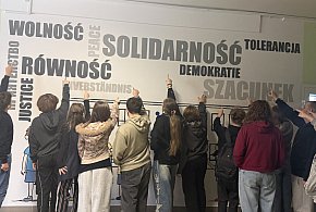 Mural, który łączy