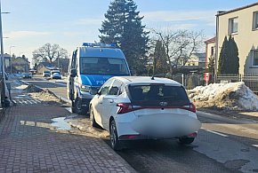 Kolizja rowerzystki i auta w Redzie