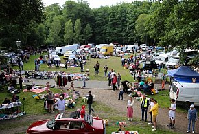 Odkryj skarby z drugiej ręki - Pchli Targ 2026