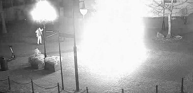 Niebezpieczna zabawa fajerwerkami w centrum Wejherowa-47230