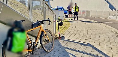 Czołowe zderzenie na drodze rowerowej w Rumi. 9-latka trafiła do szpitala