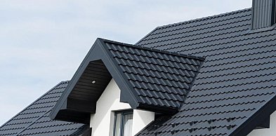 Blachodachówka czy blacha trapezowa - Co lepiej się u Ciebie sprawdzi?