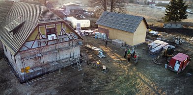 Podróż w czasie i sztuka w Donimierzu