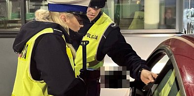 Przewrócony motocyklista i obywatelskie ujęcie pijanego kierowcy-46523