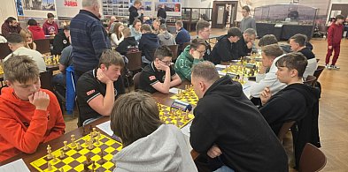 Ligowe emocje szachowe i zbieranie doświadczeń-47437