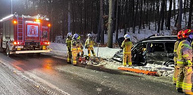Wypadek na „Luzińskiej Górce” i  trudne warunki drogowe-47461