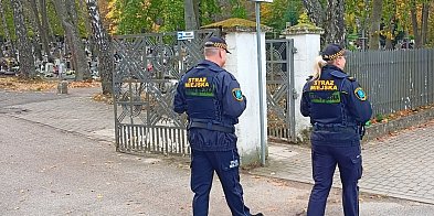 Wzmożone patrole na cmentarzach-46382