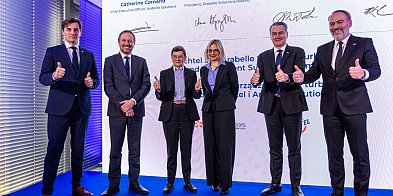 Jądrowy kamień milowy-47443