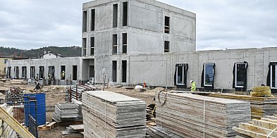 Nowy budynek dla seniorów rośnie w oczach