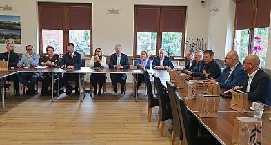 Drogowe dywagacje w obliczu jądrówki-45846