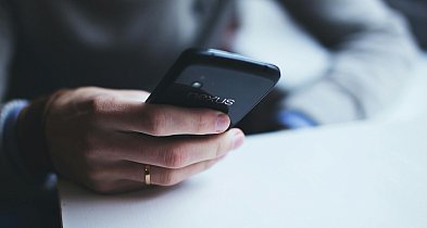 Dzwonił na 112 aż 41 razy. Grozi mu grzywna lub areszt-47148