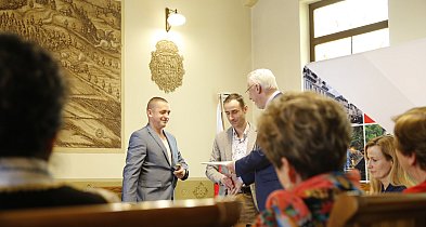 Ponad 1,5 mln zł dotacji dla organizacji pozarządowych