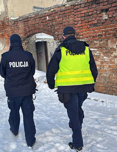 Silny mróz zagrożeniem dla ludzi i zwierząt. Ważny apel do mieszkańców