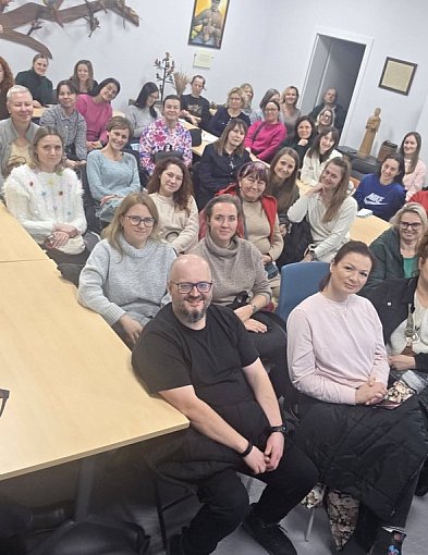 Jak wychować dziecko w świecie smartfonów? Reda zaprasza na warsztaty