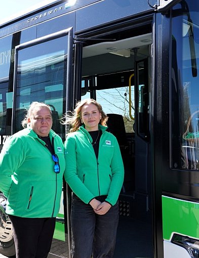 Koniec starych autobusów. Nowoczesny tabor wyjechał na drogi powiatu