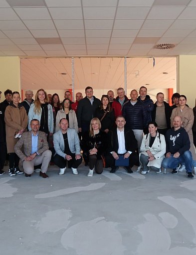 Nowe hale sportowe w Rumi na finiszu