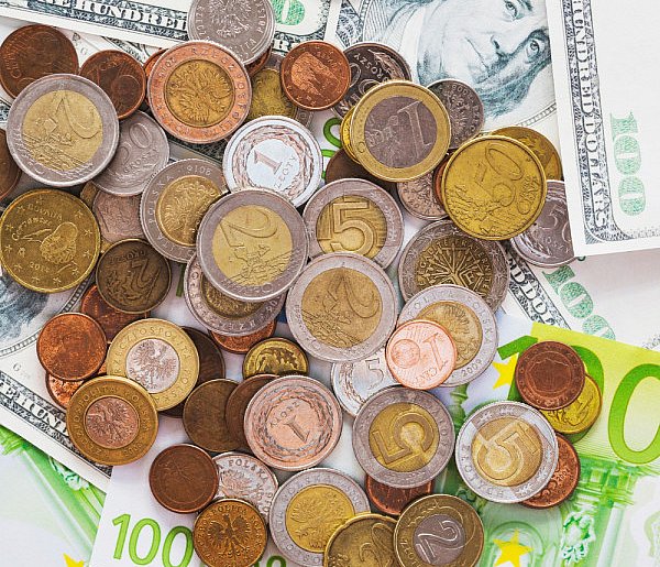 Koniec znanego kantoru internetowego. Co z poszkodowanymi po upadłości?-46370