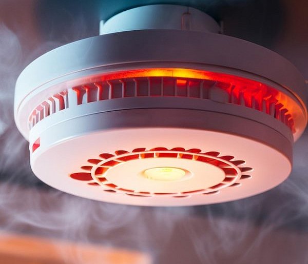 Rewolucja w przepisach pożarowych. Nowe obowiązki dla właścicieli domów i firm-46388