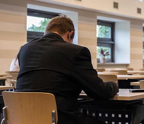 Zmiany w przepisach o wynagrodzeniach. Zapłacą za gotowość do pracy-46492