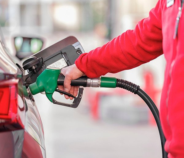 UOKiK skontrolował paliwa. Sprawdź, które stacje wypadły najgorzej-46512