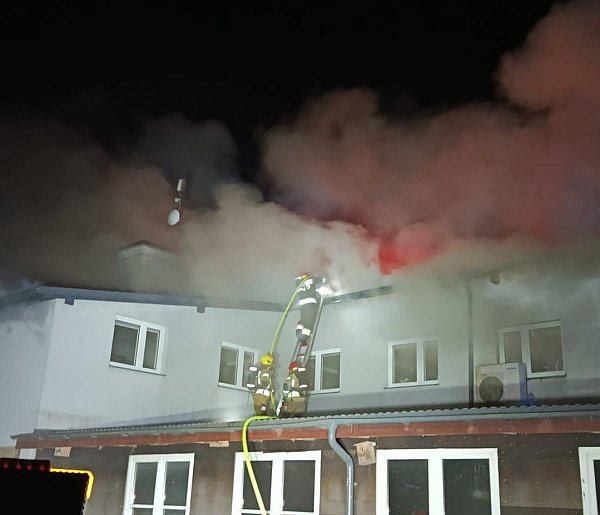 Pożar hali w Łężycach-46499