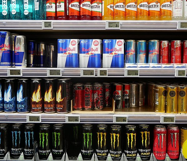 Popularne napoje pójdą ostro w górę. Rząd szykuje podwyżkę VAT-46989