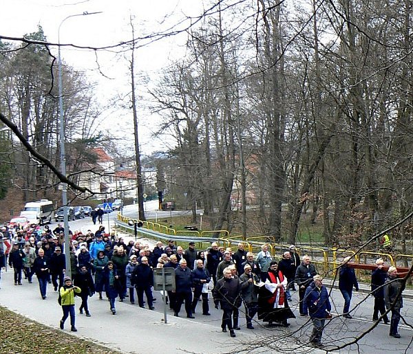 Procesje na Kalwarię Wejherowską. Sprawdź, gdzie będą utrudnienia w Wejherowie