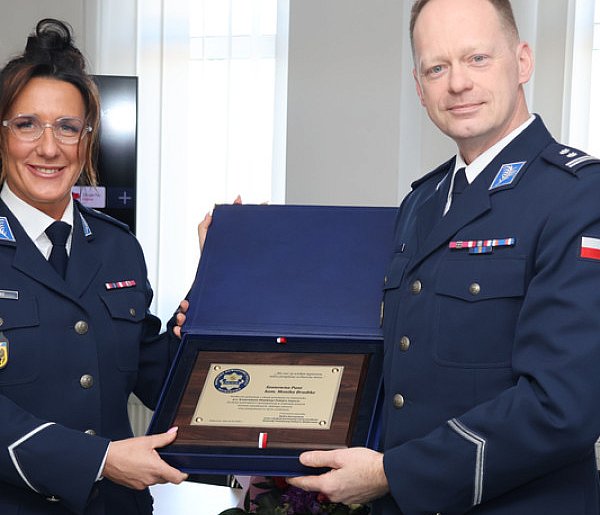 Uroczyste pożegnanie w wejherowskiej komendzie policji