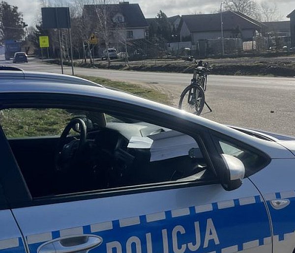 Wypadek rowerzystki w gminie Luzino. Policja apeluje o ostrożność