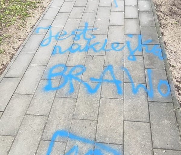 „Zmywalne” graffiti nie zniknęło. Interweniowała Straż Miejska